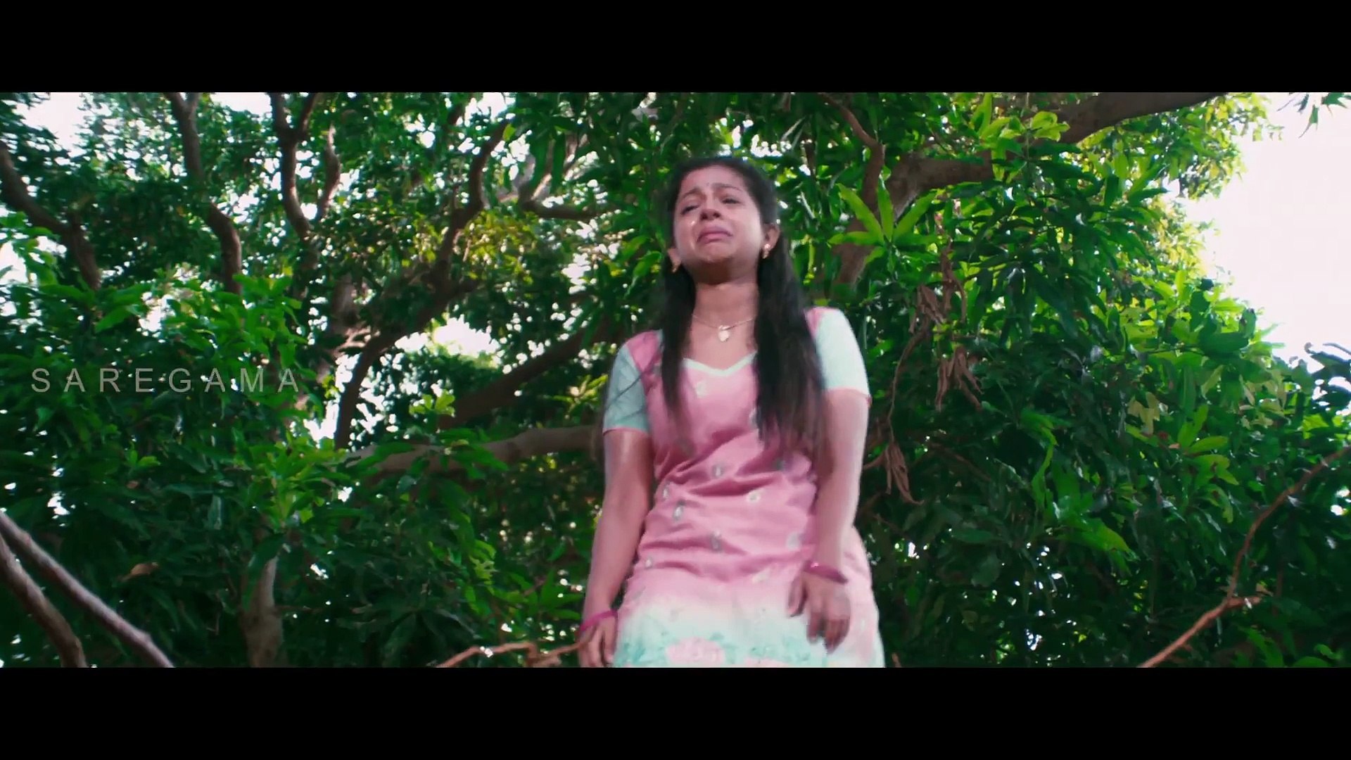 ⁣Amma Unnai song-Apple Penne