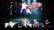 Le duo Foo Fighters - Rick Astley inattendu qui offre un live exceptionnel aux fans
