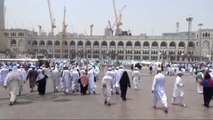 Milyonlarca Müslüman Kabe'ye Akın Ediyor