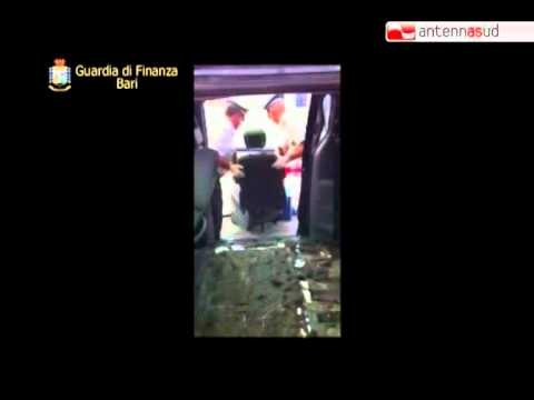 TG 16.08.12 Sequestrati 13 chili di eroina al porto di Bari