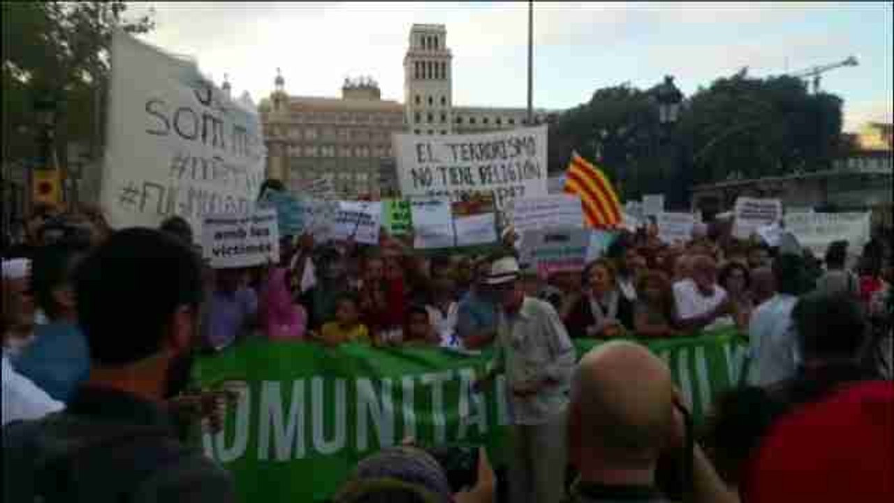 Nuevo gesto de la comunidad musulmana en repulsa del terrorismo