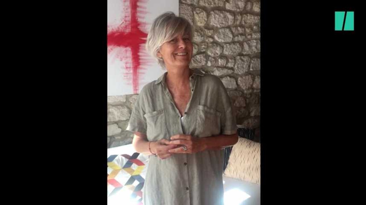 "Je n'aurais jamais cru que ma meilleure arme de séduction serait mes cheveux blancs"