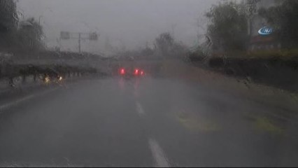 İstanbul'da Yollar Göle Döndü