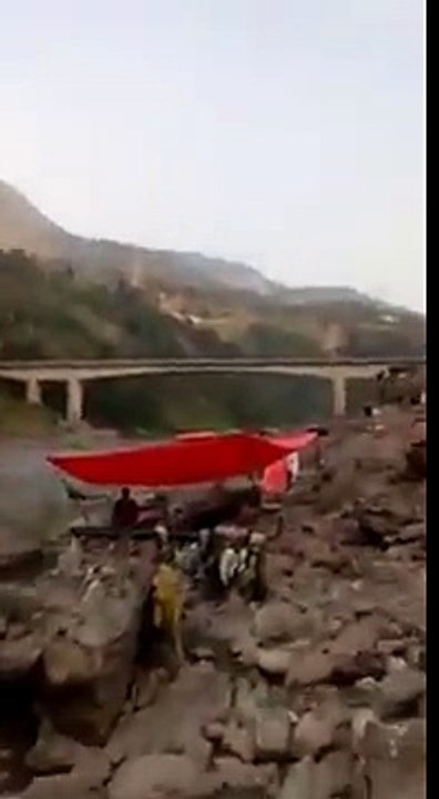 Young boy drowns in River Jhelum while trying to win bet