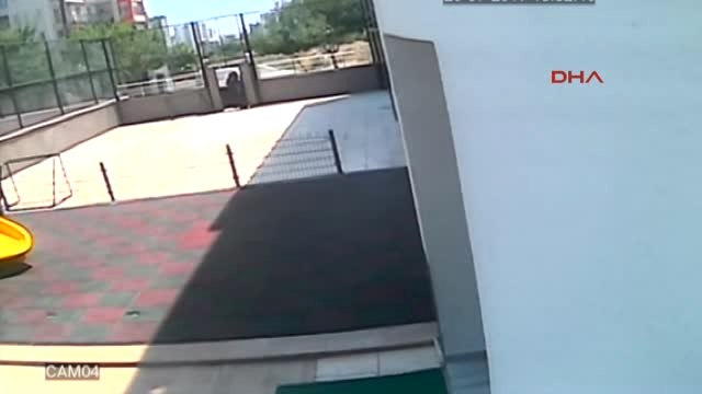 Adana Kapıları Tel Tokayla Açıp Hırsızlık Yaptılar