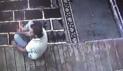 Siverek'te silahlı kavga güvenlik kamerasında: 1 ölü, 2 yaralı