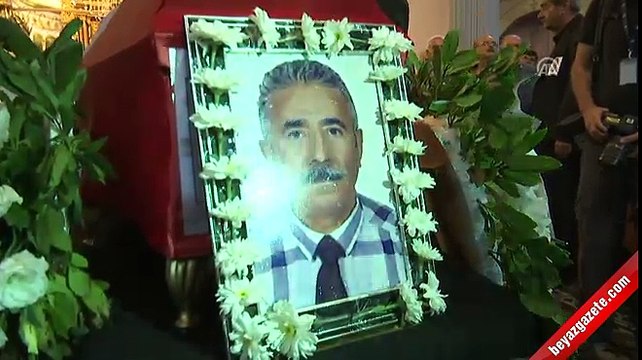 Ermeni Kıbrıs gazisi için kilisede tören