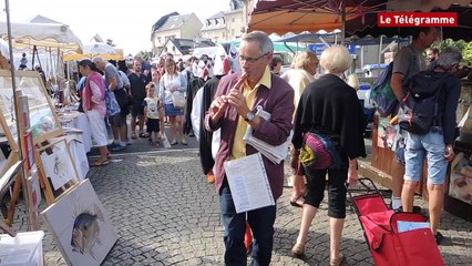 Trébeurden (29). Action contre l'extraction de sable sur le marché