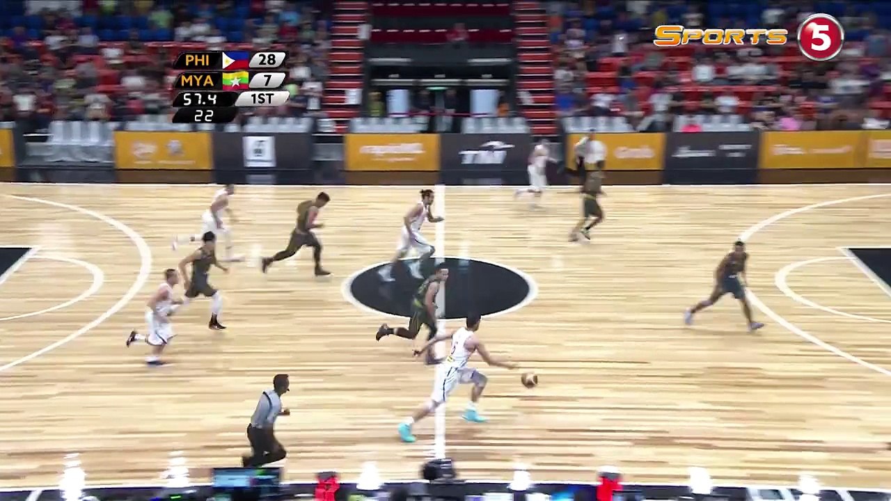 Kobe Paras returns the favor to Christian Standhardinger, who finishes with a two-hand jam! #SEAGames2017