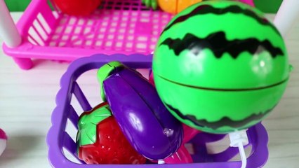 Niloya Pazar Alışverişinde Sebzeler ve Meyveler ile Yemek Hazırlıyor - Niloya Çizgi Film