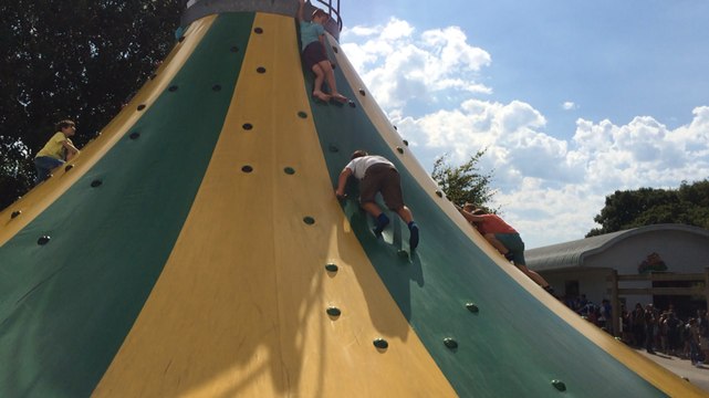 600 enfants à la Récré des 3 Curés avec le Secours populaire