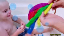 Mojado colores cara globos Aprender colores agua balón dedo familia vivero rimas