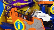 FISCHER PRICE IMAGINEXT DEEP SEA MISSION COMMAND BOAT WITH POWER PADS MINI