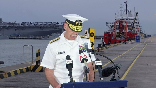 Mergulhadores localizam restos humanos em navio americano