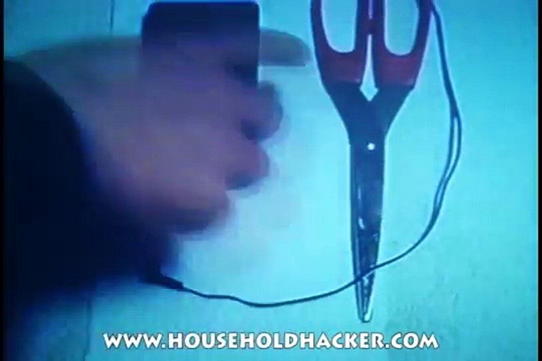 How to Turn your iPod into a Taser