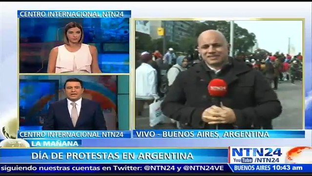 Sindicatos marchan en Buenos Aires, Argentina, contra el Gobierno del presidente Mauricio Macri