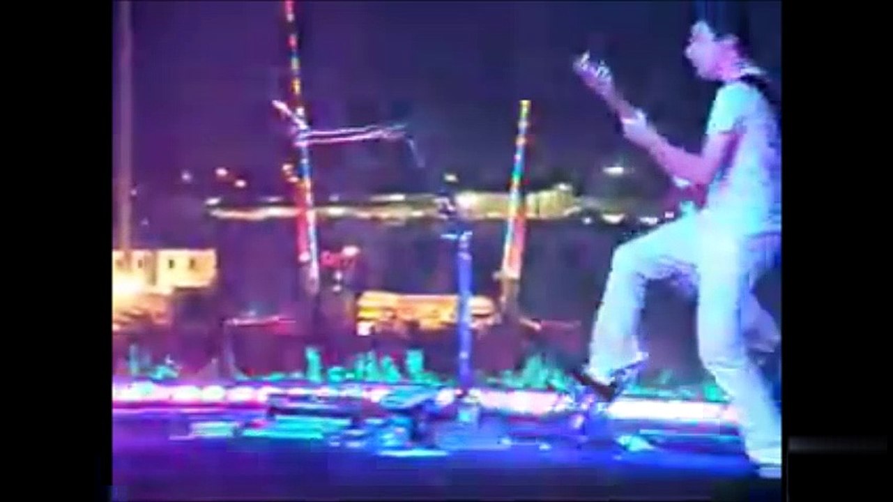 Muse - Supermassive Black Hole, Gold Coast Big Day Out, 01/21/2007