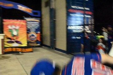 08/04/2017 - Dodgers Vs. Mets - Baseball Pitch Dunk Tank