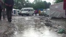 Sağanak Nedeniyle Mevsimlik Fındık İşçilerine Ait Çadırları Su Bastı
