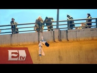 Familiares identifican cadáver de joven colgado en el puente La Concordia/ Titulares de la tarde