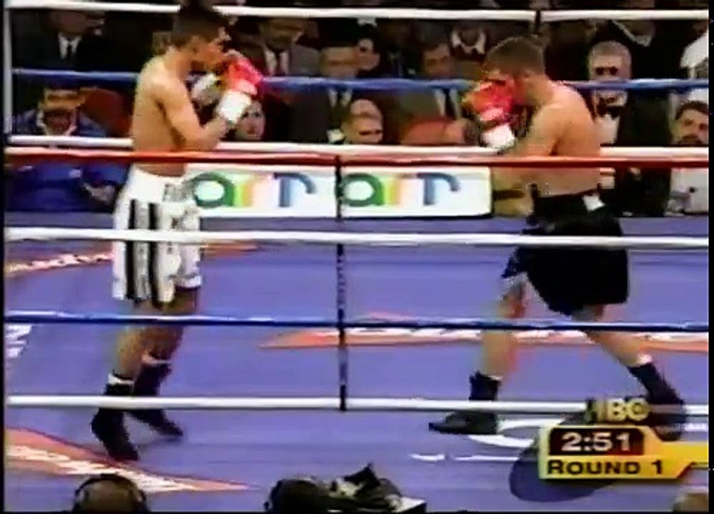 Erik Morales vs Wayne McCullough (22-10-1999) Full Fight