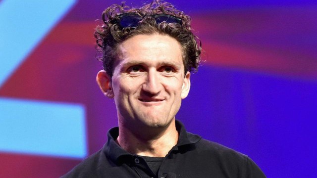 Casey Neistat Leads Nominations for 2017 Steamy Awards | THR News