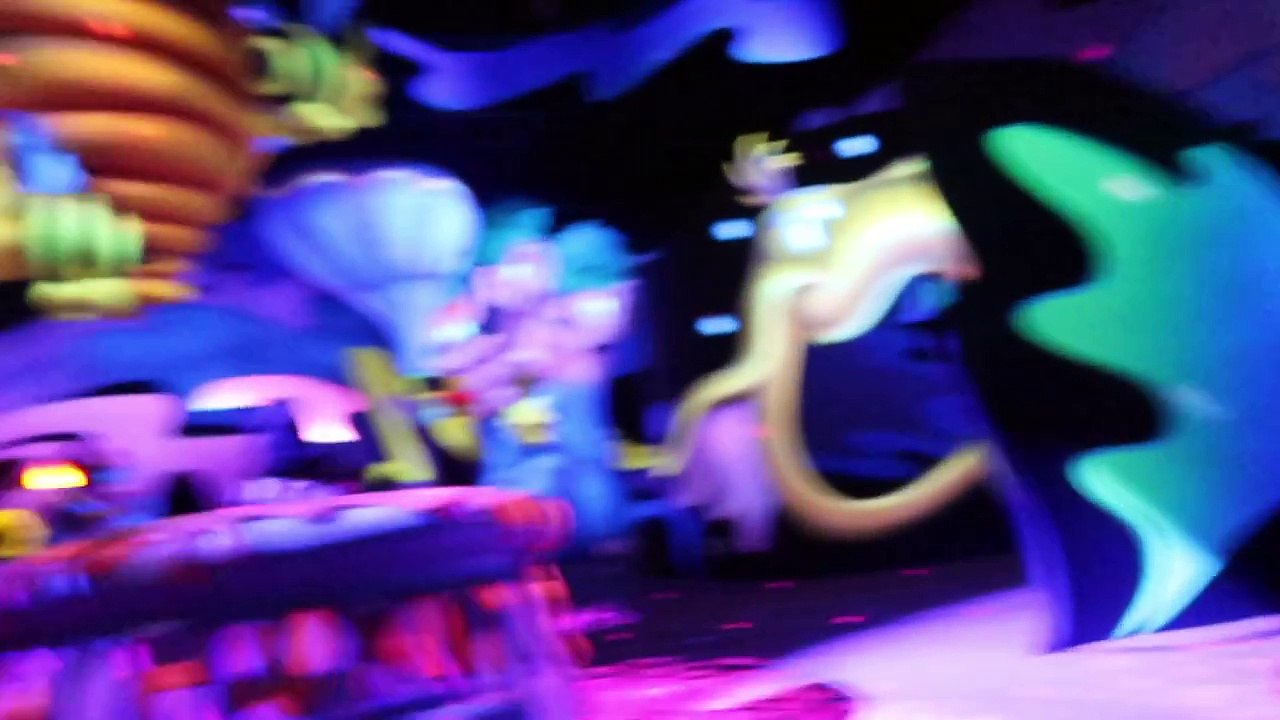 Poohs Honey Hunt Ride Tokyo Disneyland On ride POV May 2017