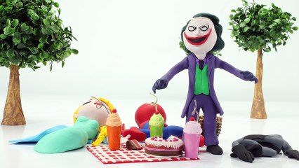 Spiderbaby Poo, Fart and Pees on Spidermans Face Prank Videos Superhero Stop Motion Video