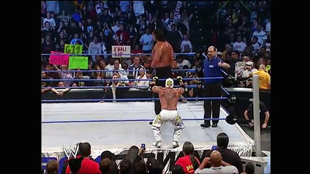 Rey Mysterio vs. The Great Khali  SmackDown, May 12, 2006