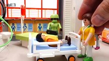 Et être prudent hôpital bousculer sur jouer Cour de récréation le le le le la jouets Aire de jeux ~ playmobil