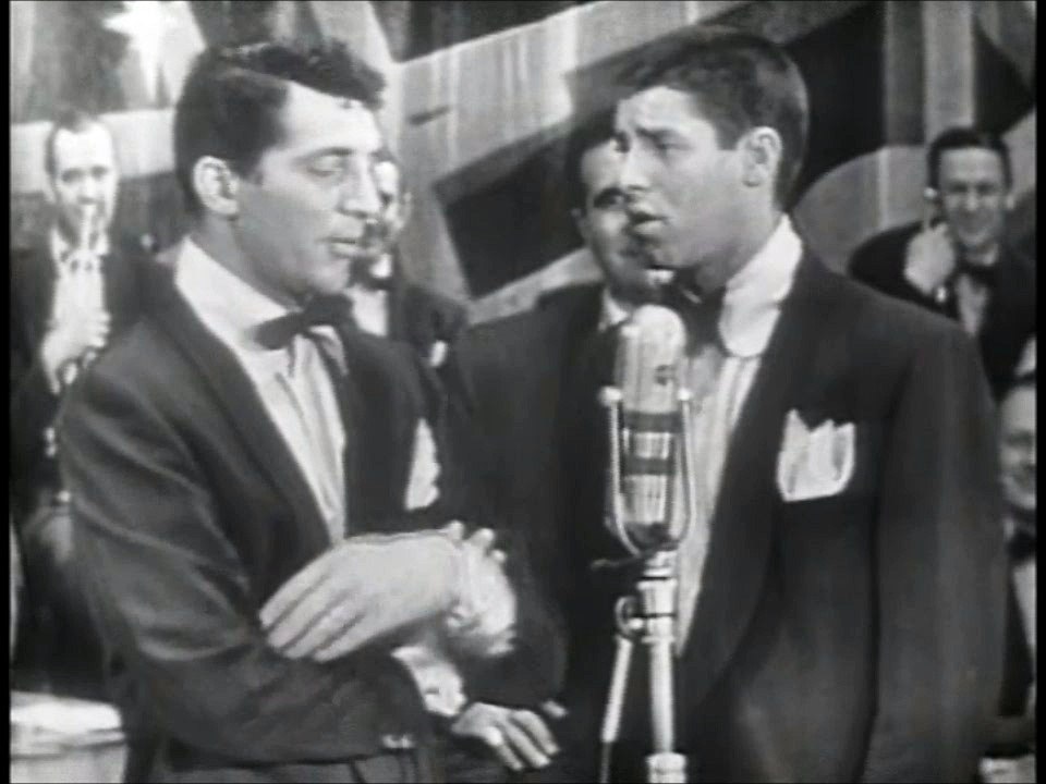 DEAN MARTIN & JERRY LEWIS - 1951 - Comedy Routine - "Bandstand Shenanigans"