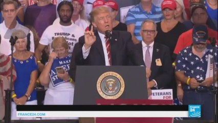 À Phoenix, Trump fait huer les médias