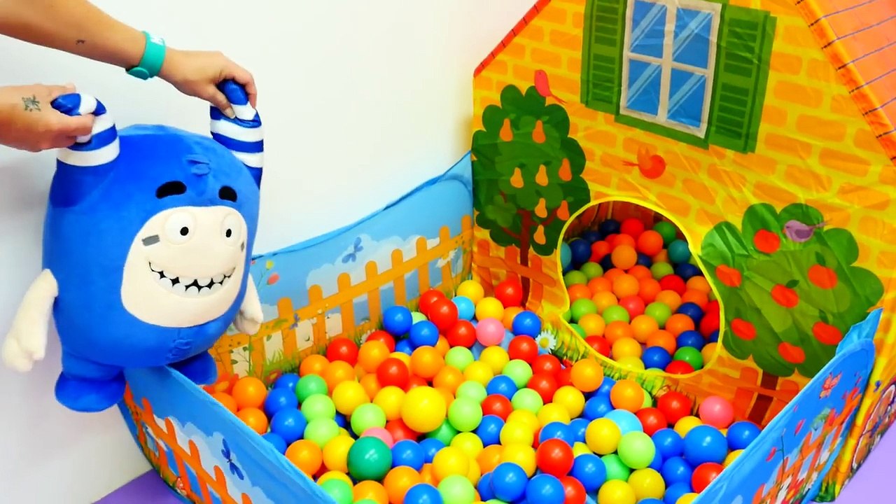 Oddbods TÜRKÇE! Pelüş oyuncakları eğlendiriyoruz! Her birine bir ÖDEV bul! Oyuncak mobilya. Temizlik-IUH2k0gcXDg