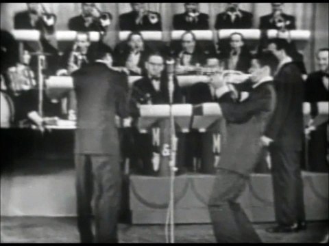 DEAN MARTIN & JERRY LEWIS - 1951 - Standup Comedy - More Bandstand Shenaningans