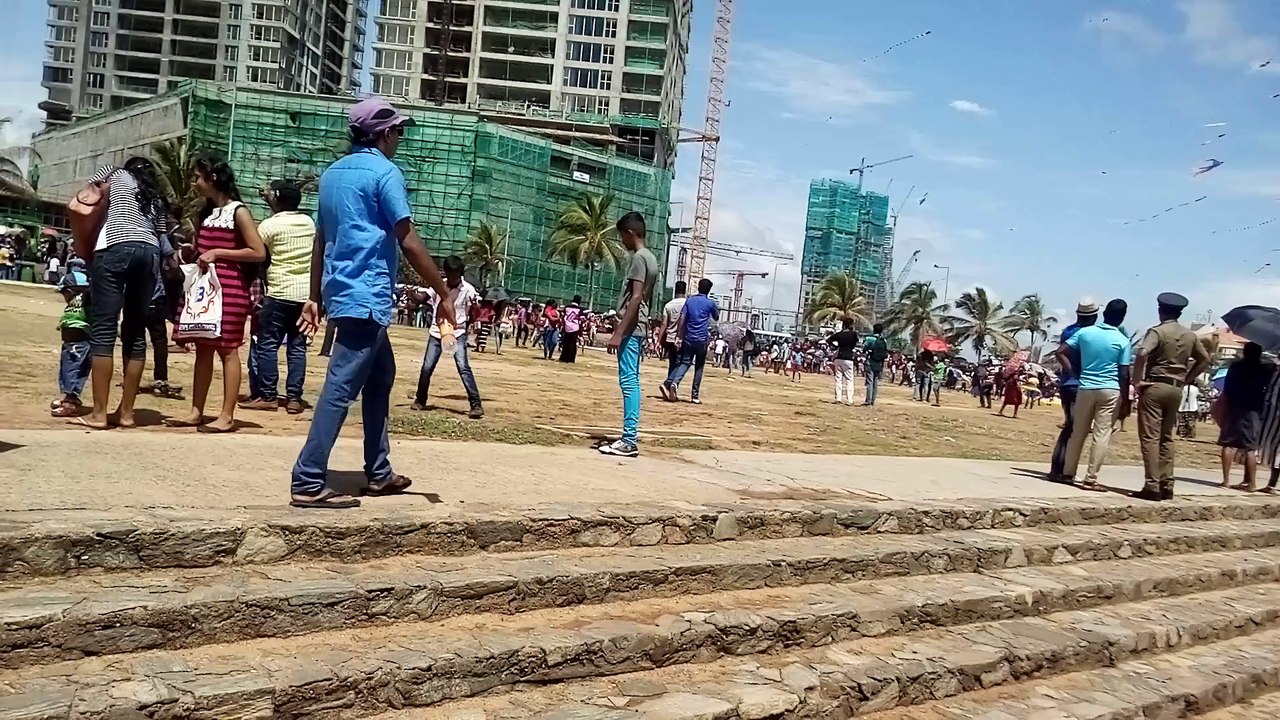 දෙරණ සරුංගල් සැණකෙලිය (derana kite festival) - 2017 (Sri Lanka)