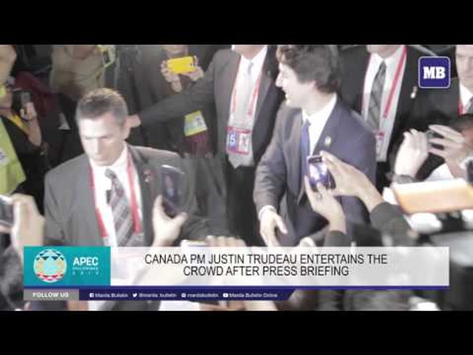 Justin Trudeau entertains the crowd after press conference