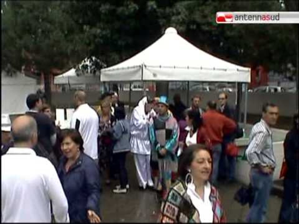 TG 29.10.12 Bari, festa al Parco degli Acquiloni con gli artisti di strada