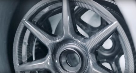 VÍDEO: ¿Es el trabajo perfecto las llantas del 911 Turbo S Exclusive Series?