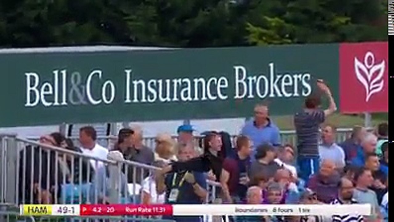 Hampshire rise with Afridi's maiden T20 hundred