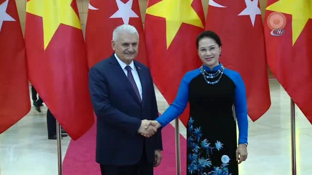 Başbakan Yıldırım, Vietnam Meclis Başkanı Ngan ile Görüştü