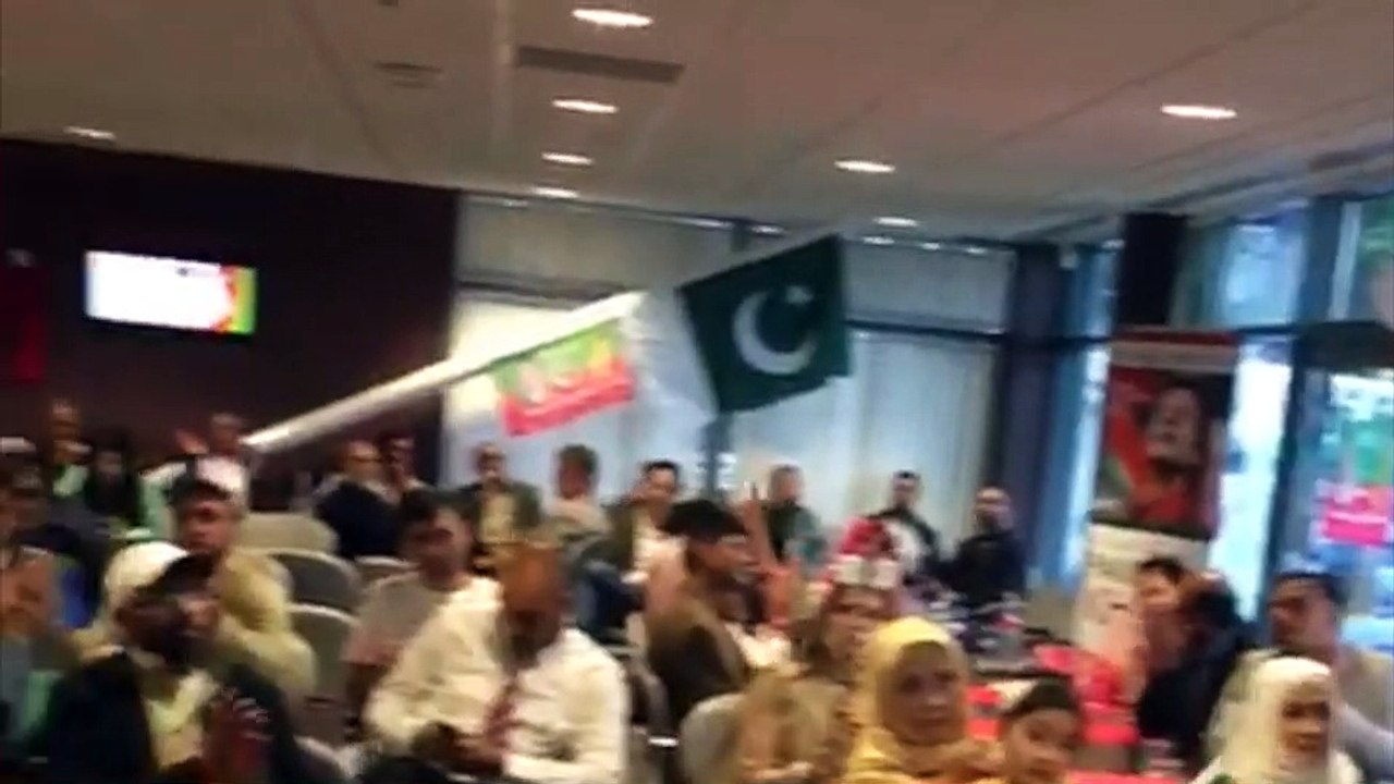 جشنِ آزادی کے سلسلے میں کارڈف، برطانیہ میں ایک پر وقار تقریب۔