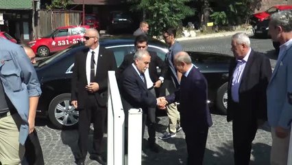 Bakan Fakıbaba, İzetbegoviç'in Kabrini Ziyaret Etti