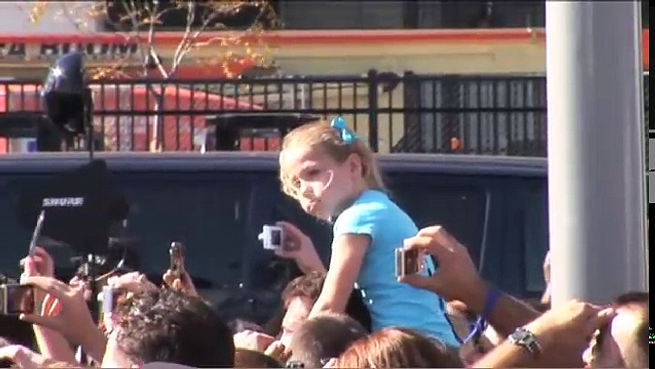 Bon Jovi -  performs new single 'We Weren't Born to Follow'