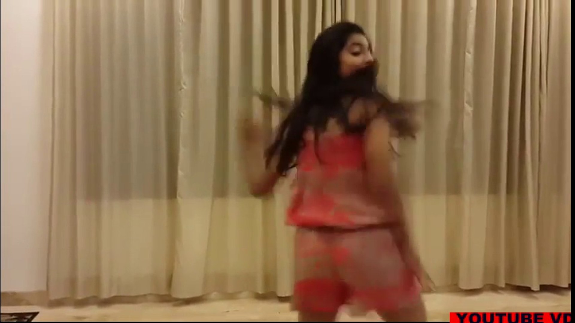 Arap Kızından Muhtesem Dans - Dailymotion Video