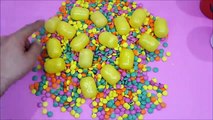 Et Bonbons comte des œufs Apprendre nombres jeu de quilles à Il avec 1 100 smarties surprise