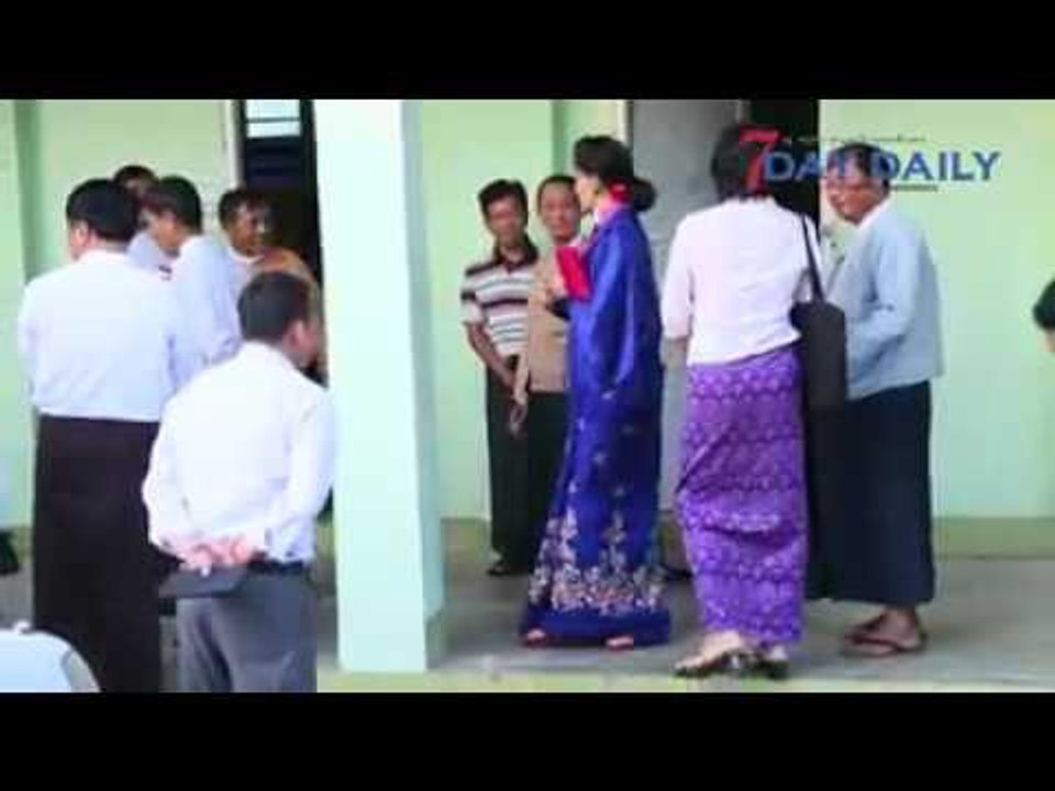 ေဒၚေအာင္ဆန္းစုၾကည္ စည္ပင္ဧည့္ရိပ္သာသို႔ သြားေရာက္စစ္ေဆး