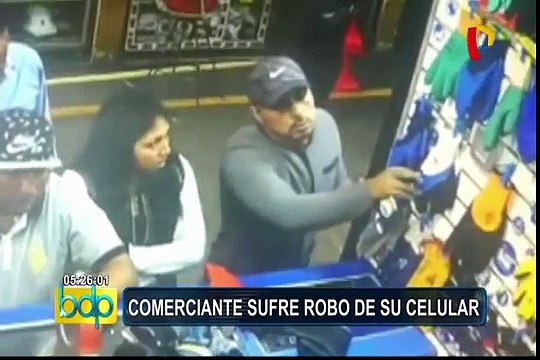 Robos de teléfonos celulares no se detienen pese a campaña del Mininter