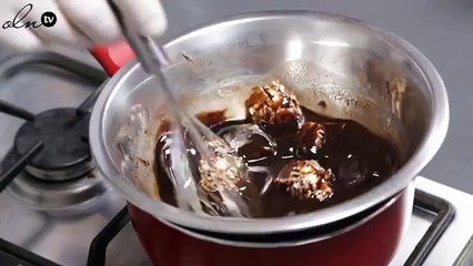 بالفيديو، براونيز الشوكولاته بجوز الهند بطريقة سهلة جداً