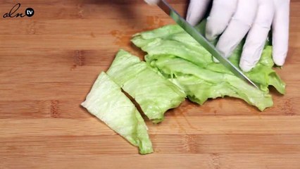 تعلموا بالفيديو طريقة “سيخ السلطة” الممتعة