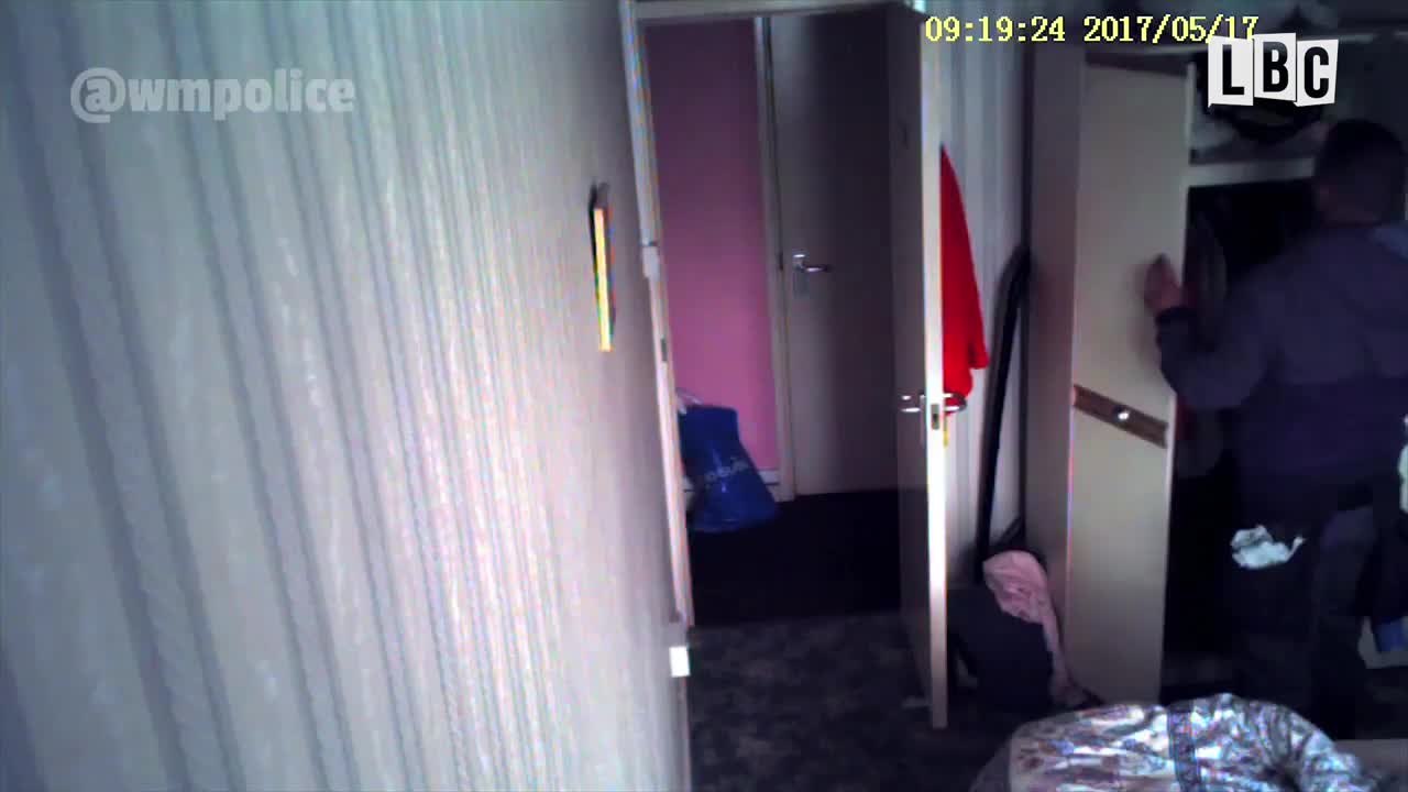 Hidden Camera Captures Thieving Window Cleaner Stealing From Elderly Customer
